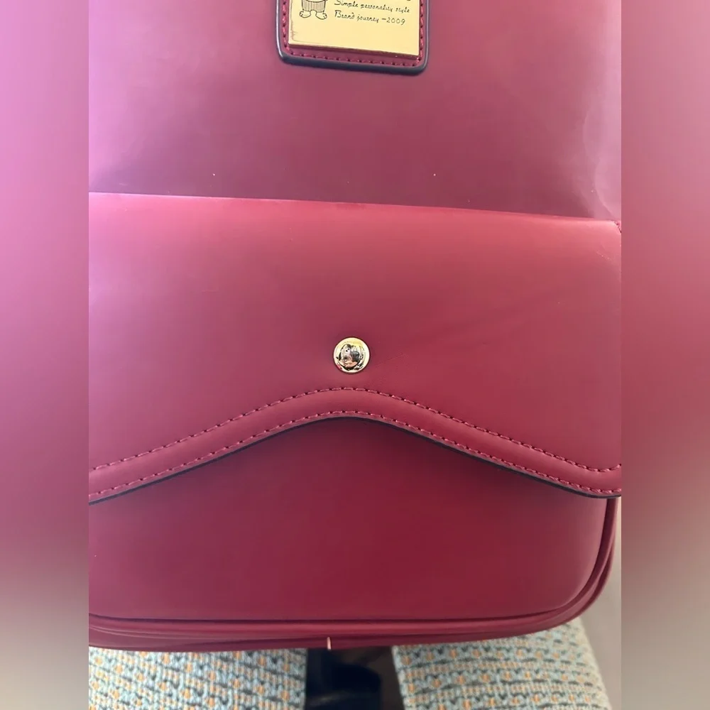 BEIBAOBAO BRICK RED BACKPACK. GORGEOUS COLOR. TOP HANDLE, ADJUSTABLE STRAPS.